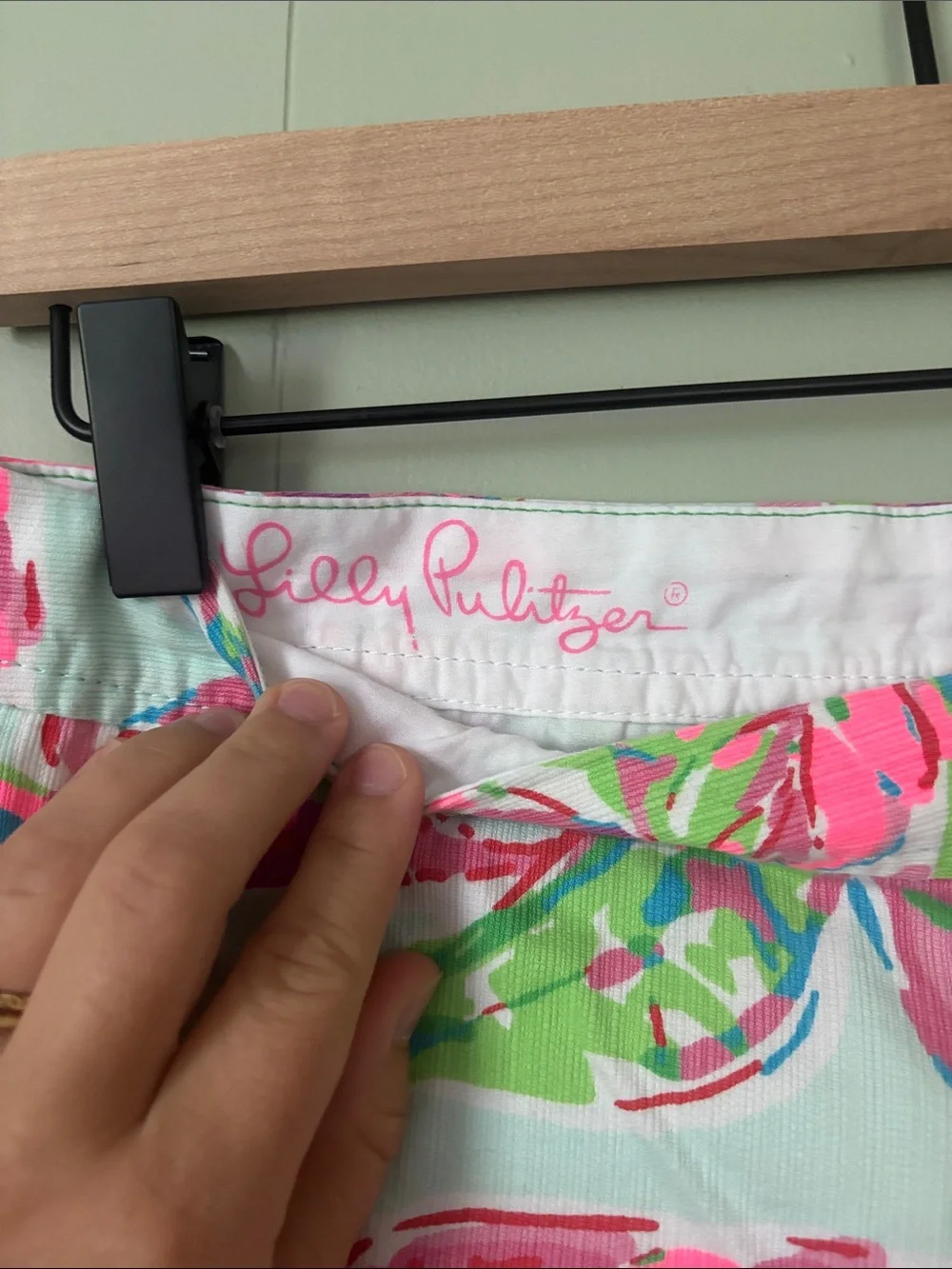 Lilly Pulitzer buttercup Shorts with scallop hem